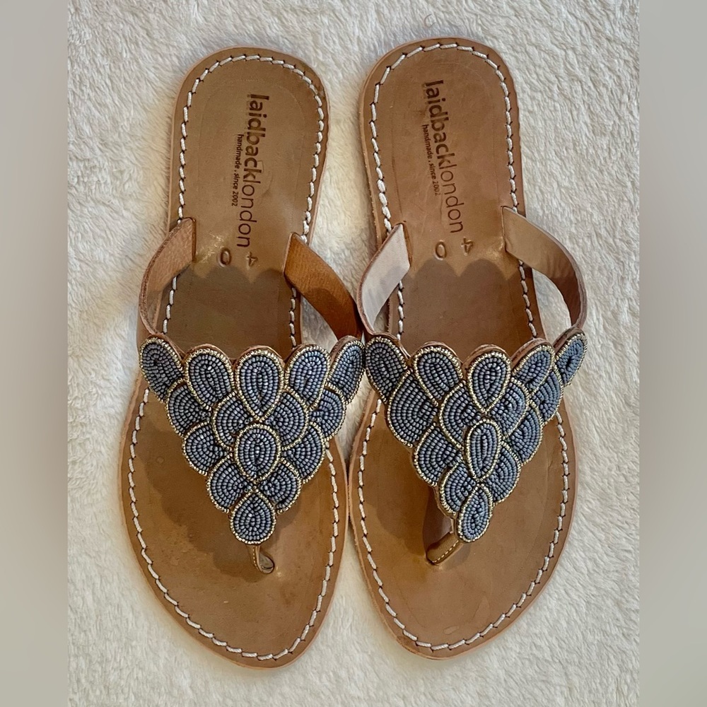 Laith Flat Tan Silver / Grey size 9